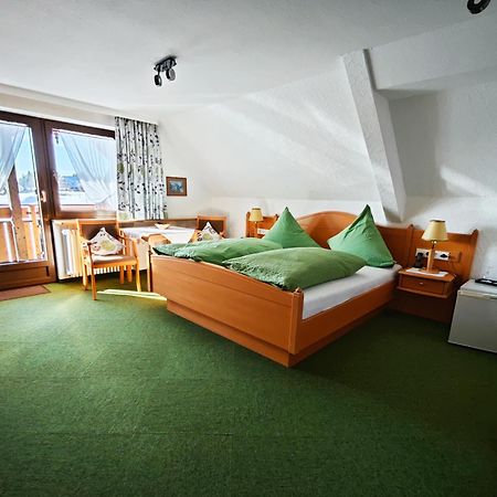 Cafe-Pension Feldbergblick Титизее-Нойштадт Экстерьер фото