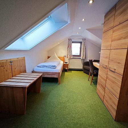 Cafe-Pension Feldbergblick Титизее-Нойштадт Экстерьер фото