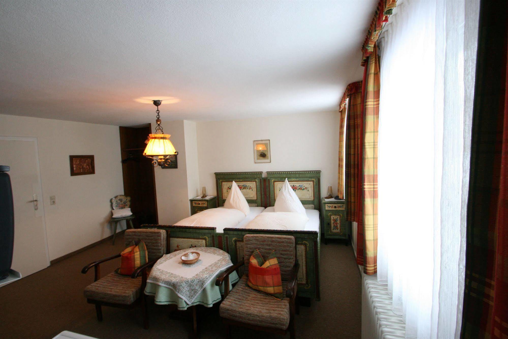 Cafe-Pension Feldbergblick Титизее-Нойштадт Экстерьер фото